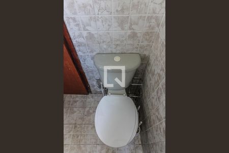 Casa para alugar com 2000m², 2 quartos e sem vaga Casa para alugar com 2000m², 2 quartos e sem vagaBanheiro Social