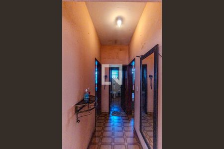 Casa à venda com 304m², 7 quartos e 4 vagasCorredor - Casa 2