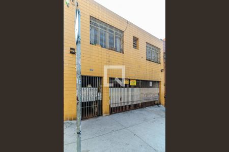 Casa à venda com 304m², 7 quartos e 4 vagasFachada