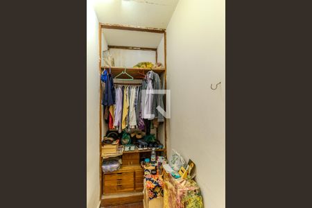 Casa à venda com 304m², 7 quartos e 4 vagasCloset da Suíte 1