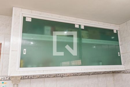 Casa de condomínio para alugar com 80m², 3 quartos e sem vagaCozinha - Armários