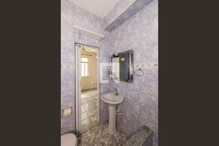 Casa de condomínio para alugar com 80m², 3 quartos e sem vagaBanheiro da Suíte