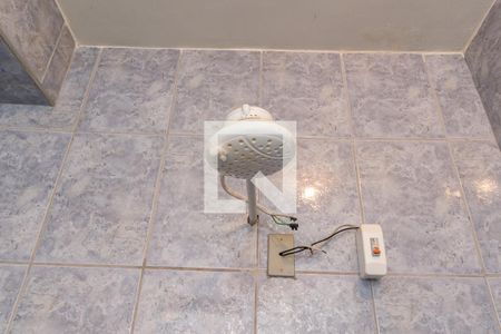 Casa de condomínio para alugar com 80m², 3 quartos e sem vagaBanheiro da Suíte