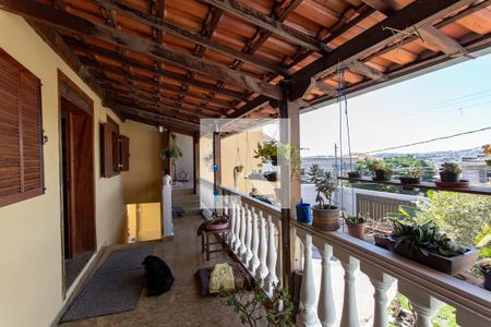 Casa para alugar com 360m², 3 quartos e 2 vagasVaranda