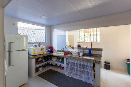 Casa para alugar com 360m², 3 quartos e 2 vagasCozinha