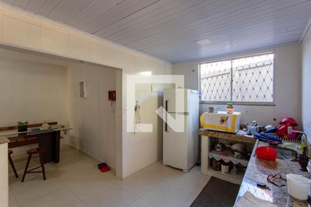 Casa para alugar com 360m², 3 quartos e 2 vagasCozinha