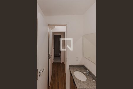 Apartamento para alugar com 57m², 2 quartos e 1 vaga Apartamento para alugar com 57m², 2 quartos e 1 vagaBanheiro da Suíte