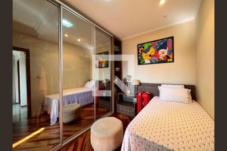 Casa à venda com 140m², 3 quartos e 2 vagas Casa à venda com 140m², 3 quartos e 2 vagasQuarto 2