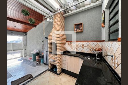 Casa à venda com 140m², 3 quartos e 2 vagas Casa à venda com 140m², 3 quartos e 2 vagasChurrasqueira