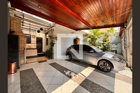 Casa à venda com 140m², 3 quartos e 2 vagas Casa à venda com 140m², 3 quartos e 2 vagasGaragem