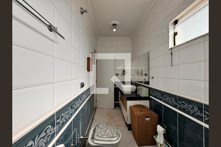 Casa à venda com 140m², 3 quartos e 2 vagas Casa à venda com 140m², 3 quartos e 2 vagasBanheiro da Suíte