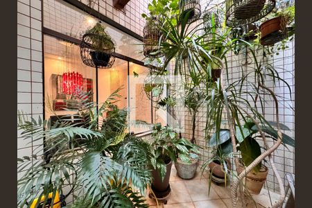 Casa à venda com 140m², 3 quartos e 2 vagas Casa à venda com 140m², 3 quartos e 2 vagasJardim