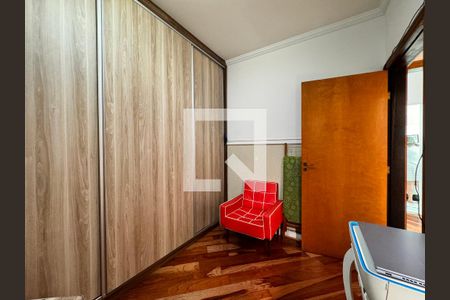 Casa à venda com 140m², 3 quartos e 2 vagas Casa à venda com 140m², 3 quartos e 2 vagasQuarto 1