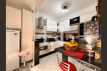 Casa à venda com 140m², 3 quartos e 2 vagas Casa à venda com 140m², 3 quartos e 2 vagasCozinha