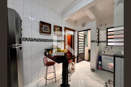 Casa à venda com 140m², 3 quartos e 2 vagas Casa à venda com 140m², 3 quartos e 2 vagasCozinha