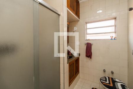 Casa à venda com 138m², 4 quartos e 2 vagas Casa à venda com 138m², 4 quartos e 2 vagasBanheiro