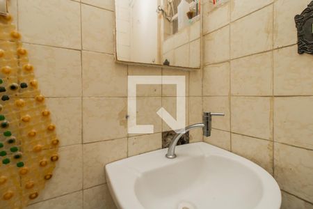 Casa à venda com 138m², 4 quartos e 2 vagas Casa à venda com 138m², 4 quartos e 2 vagasBanheiro de serviço