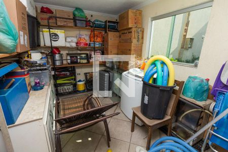 Casa à venda com 200m², 4 quartos e 3 vagasQuarto de Serviço