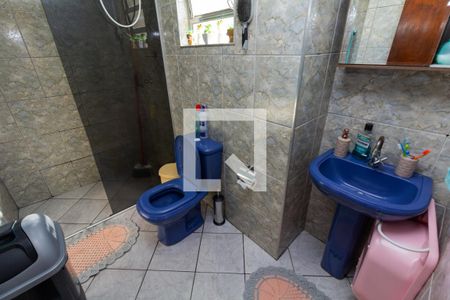 Casa à venda com 200m², 4 quartos e 3 vagasBanheiro