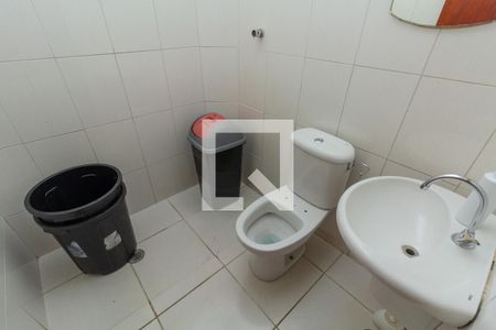 Casa à venda com 200m², 4 quartos e 3 vagasBanheiro 3