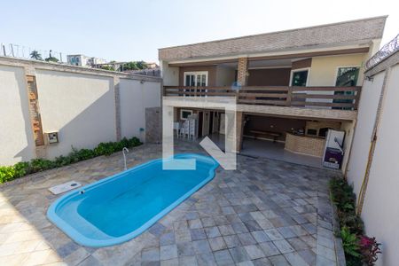 Casa à venda com 200m², 4 quartos e 3 vagasÁrea Externa