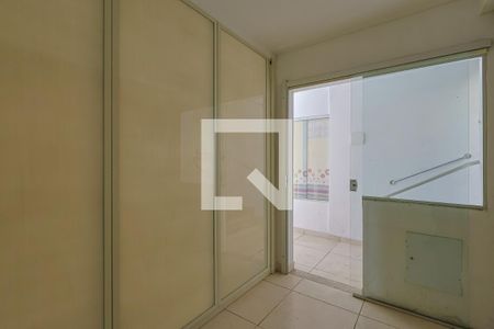 Casa para alugar com 360m², 6 quartos e 2 vagasQuarto Externo