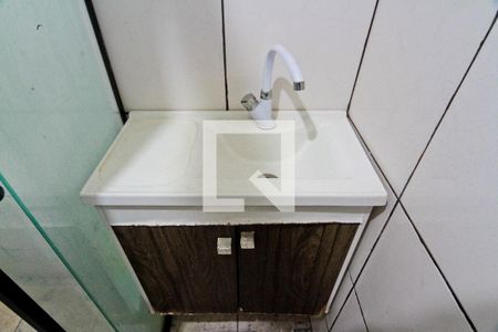 Casa para alugar com 60m², 2 quartos e sem vaga Casa para alugar com 60m², 2 quartos e sem vagaBanheiro