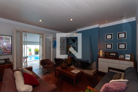 Sala Lareira de casa à venda com 4 quartos, 290m² em Vila Romana, São Paulo