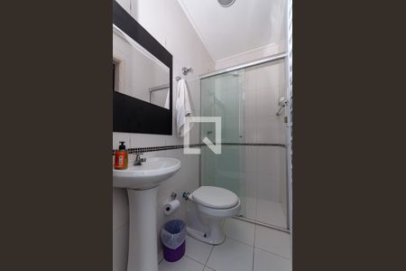 Casa à venda com 290m², 4 quartos e 2 vagasBanheiro de Serviço