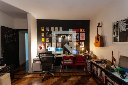 Casa à venda com 290m², 4 quartos e 2 vagasQuarto 4