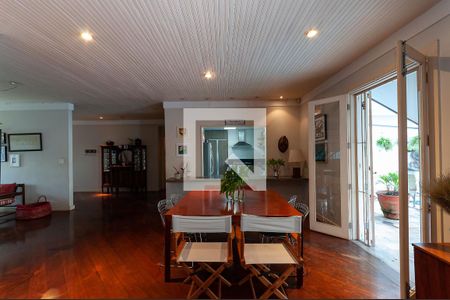 Sala de Jantar de casa à venda com 4 quartos, 290m² em Vila Romana, São Paulo