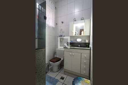 Casa à venda com 139m², 6 quartos e 2 vagasBanheiro