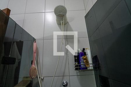 Casa à venda com 139m², 6 quartos e 2 vagasBanheiro