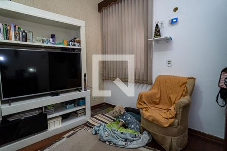 Casa à venda com 139m², 6 quartos e 2 vagasQuarto 3
