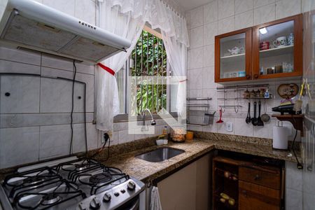Casa à venda com 139m², 6 quartos e 2 vagasCozinha