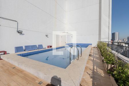 Studio para alugar com 24m², 1 quarto e sem vaga Studio para alugar com 24m², 1 quarto e sem vagaÁrea comum - Piscina