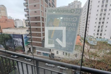 Studio para alugar com 24m², 1 quarto e sem vaga Studio para alugar com 24m², 1 quarto e sem vagaplaquinha