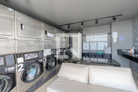 Studio para alugar com 24m², 1 quarto e sem vaga Studio para alugar com 24m², 1 quarto e sem vagaLavanderia