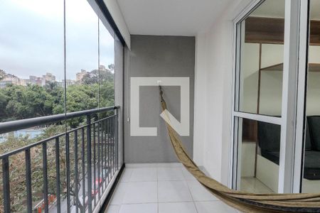 Studio para alugar com 24m², 1 quarto e sem vaga Studio para alugar com 24m², 1 quarto e sem vagaSacada