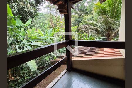 Casa de condomínio à venda com 150m², 4 quartos e 3 vagasQuarto 2 - varanda