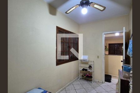 Casa de condomínio à venda com 150m², 4 quartos e 3 vagasQuarto 3