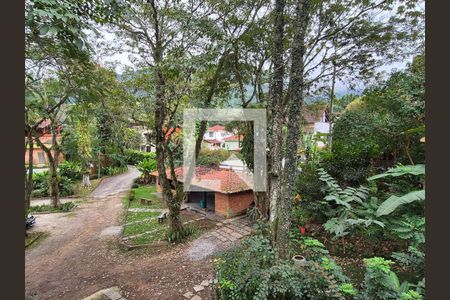 Casa de condomínio à venda com 150m², 4 quartos e 3 vagasSuíte - varanda