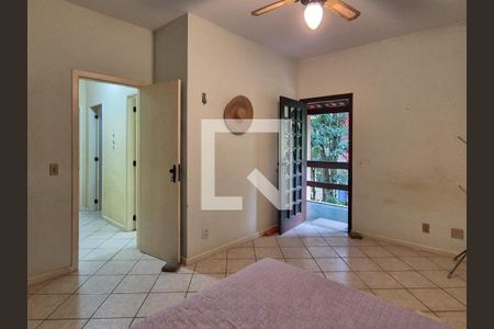 Casa de condomínio à venda com 150m², 4 quartos e 3 vagasQuarto 2