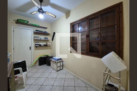 Casa de condomínio à venda com 150m², 4 quartos e 3 vagasQuarto 3