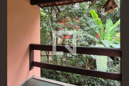 Casa de condomínio à venda com 150m², 4 quartos e 3 vagasQuarto 2 - varanda