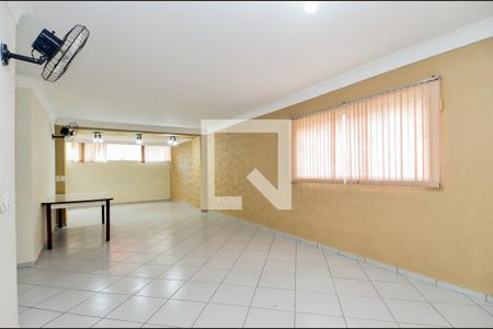 Apartamento para alugar com 64m², 2 quartos e 1 vagaÁrea comum - Salão de festas