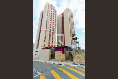 Apartamento para alugar com 64m², 2 quartos e 1 vagaFachada do Condomínio