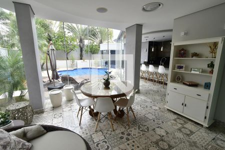 Casa de condomínio à venda com 311m², 4 quartos e 4 vagasVaranda