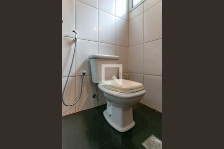 Apartamento à venda com 180m², 3 quartos e 2 vagas Apartamento à venda com 180m², 3 quartos e 2 vagasBanheiro 2