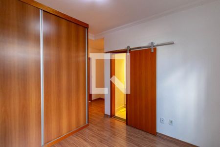 Apartamento à venda com 180m², 3 quartos e 2 vagas Apartamento à venda com 180m², 3 quartos e 2 vagasQuarto 3